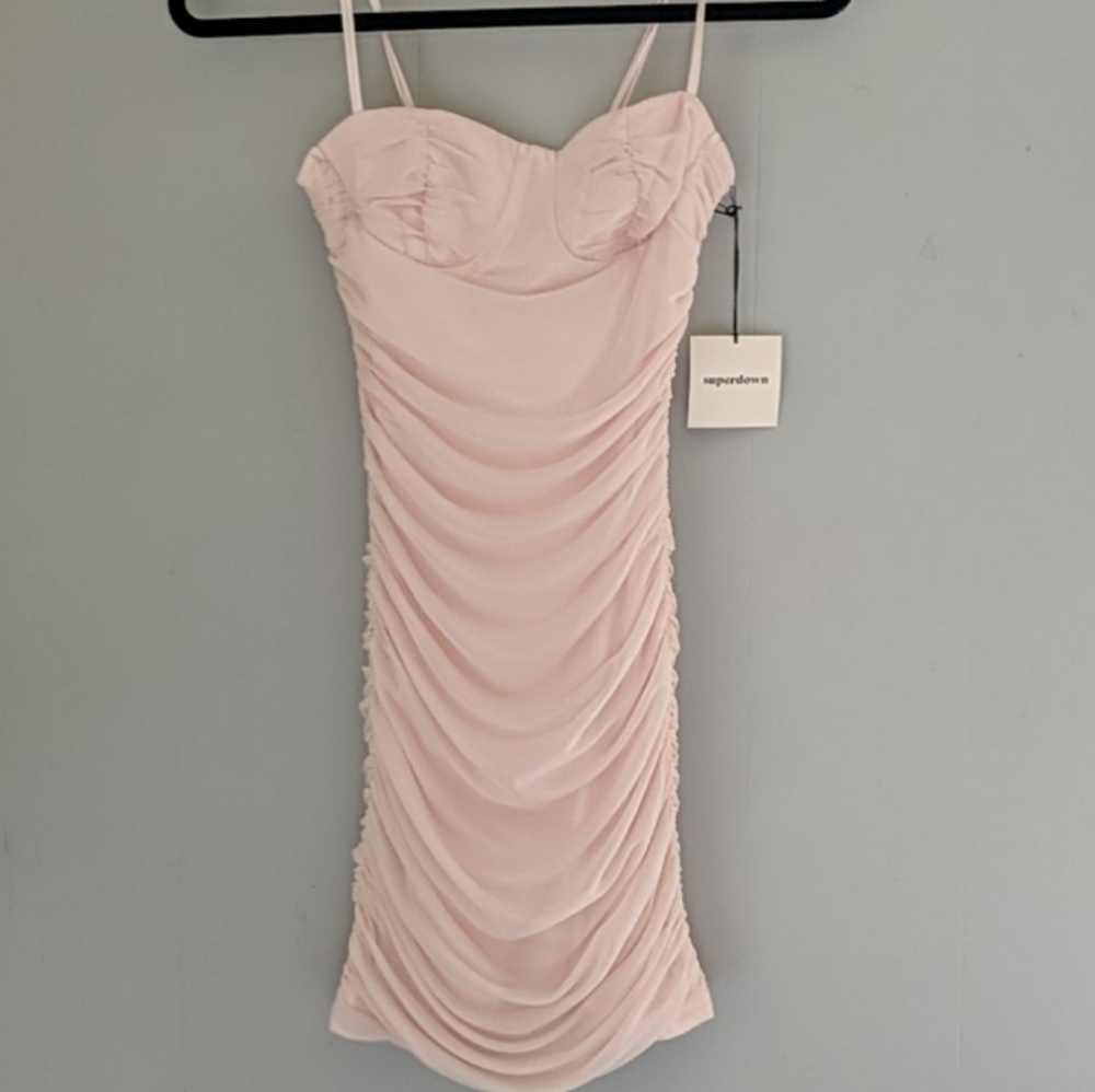 SUPERDOWN Tamzin ruched mini dress - Picture 8 of 10